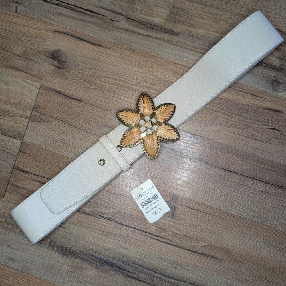 Coldwater Creek Womens Accessories, Floral Buckle Beige Leather Belt, Sz 1X/2X